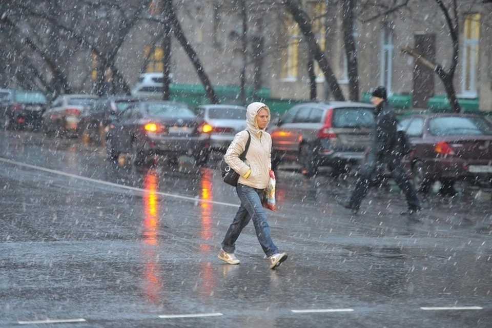 Ледяной дождь в Москве. На улицах города (2010 год). Стоковое ...