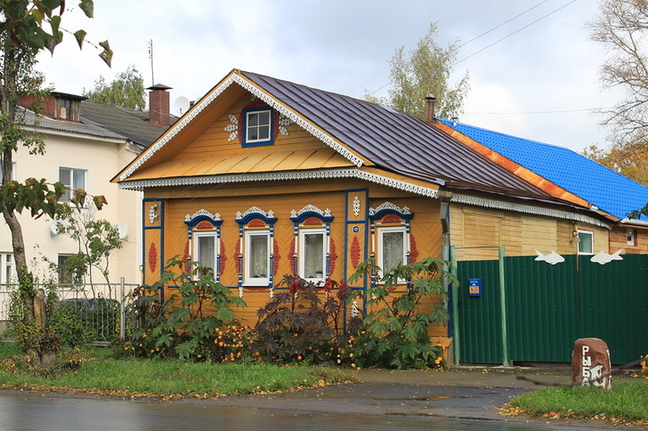 Красиво встречаем осень в Ярославле ...