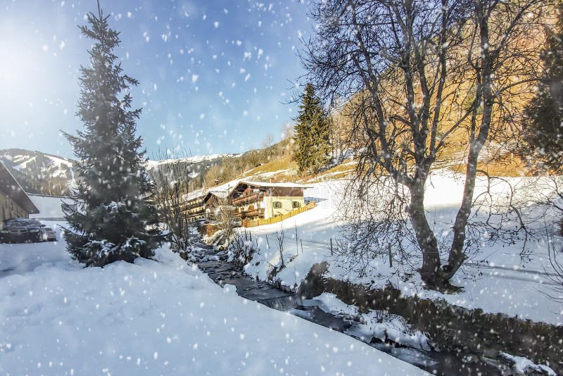 Обои зима, снег, горы, изба, winter, mountains, snow, hut на ...