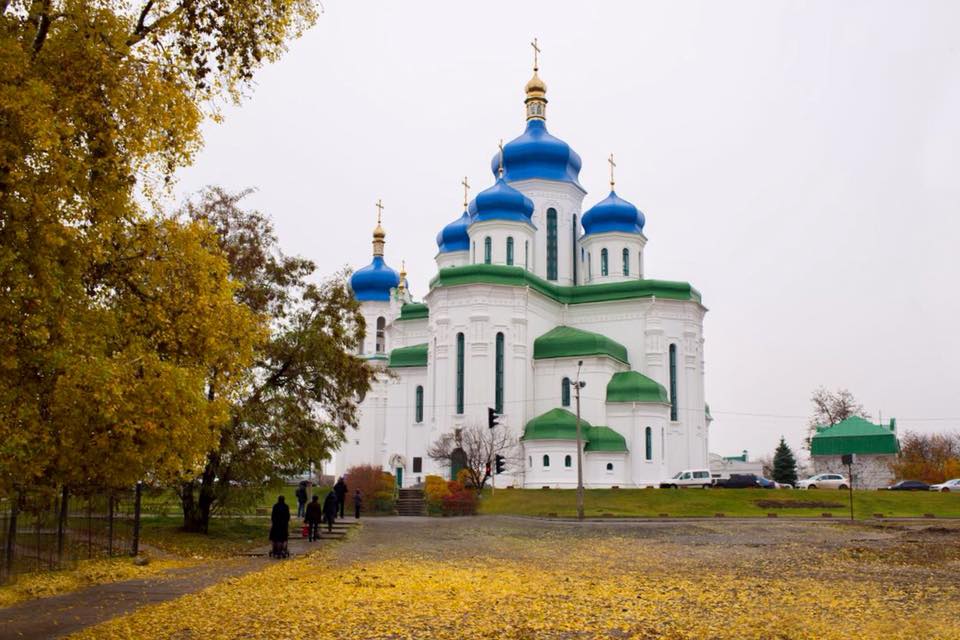 Обои на рабочий стол Дорога к храму, осенний Богородицк ...