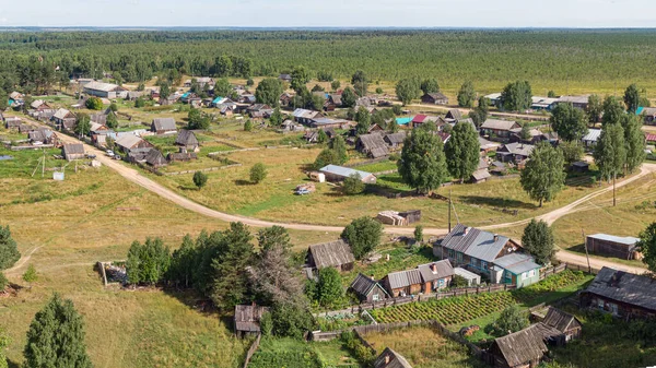 Полные девушки устроили фотосессию в купальниках, чтобы ...