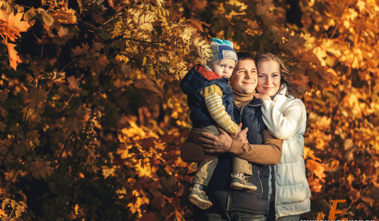 Семейная фотосессия осенью на природе или в лесу. Стоимость в ...