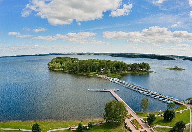 Возле Минского моря появилась уникальная арт-набережная ...