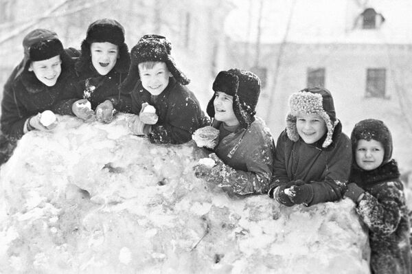 Жизнь в СССР: 20 снимков Москвы 1960-х годов глазами Дина Конгера