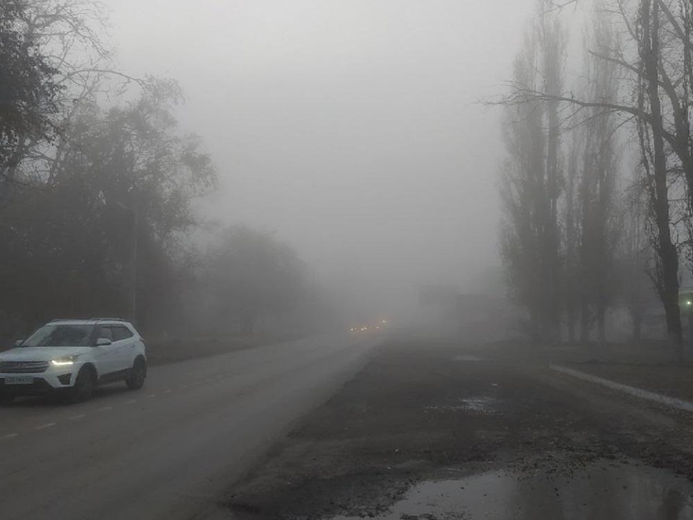 Густой туман накрыл побережье Таганрогского залива ...