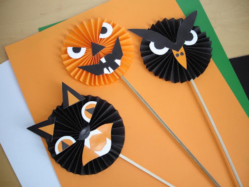 Halloween Crafts for children on paper - YouTube