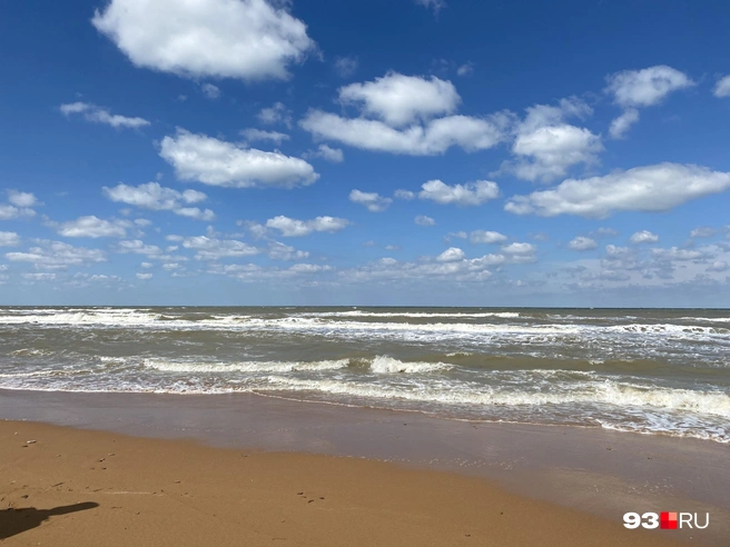 GISMETEO: Азовское море почти полностью покрылось льдом