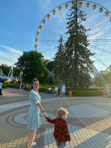 Колесо обозрения в парке Диво Остров, Санкт-Петербург ...