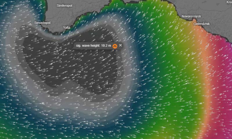 Шторм на Черном море затронул Батуми, подтопило улицы ...