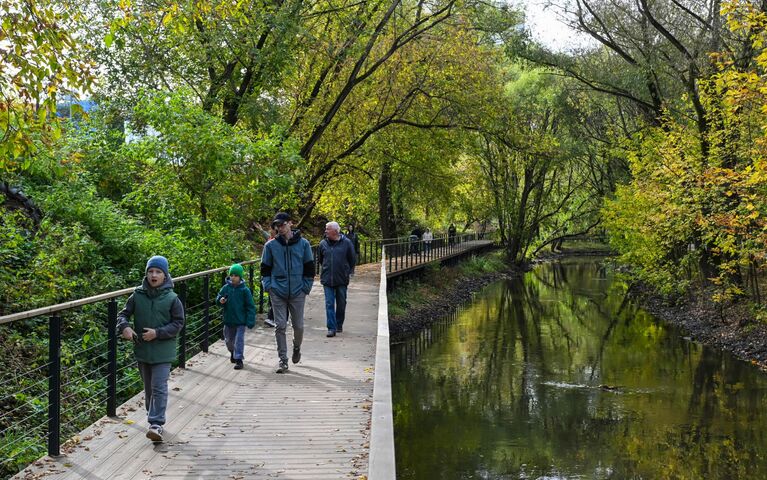 Где гулять осенью в Москве: 10 популярных мест