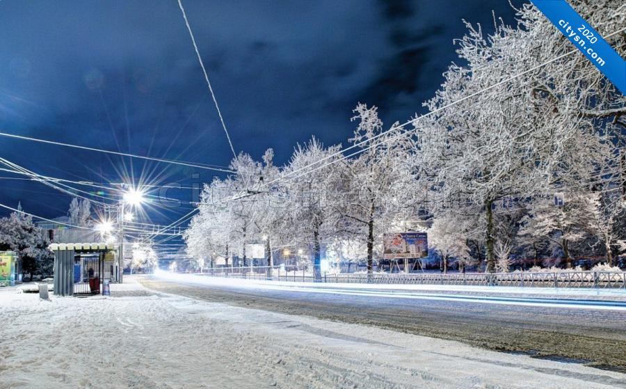 Зима в Крыму начинается с жары и ...