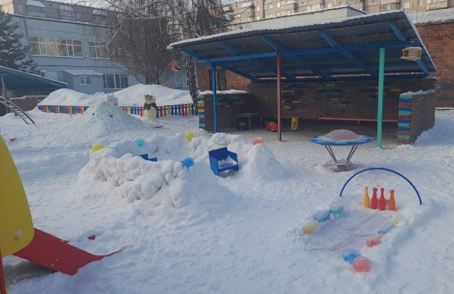 Новогоднее оформление нашего сада (7 фото). Воспитателям ...