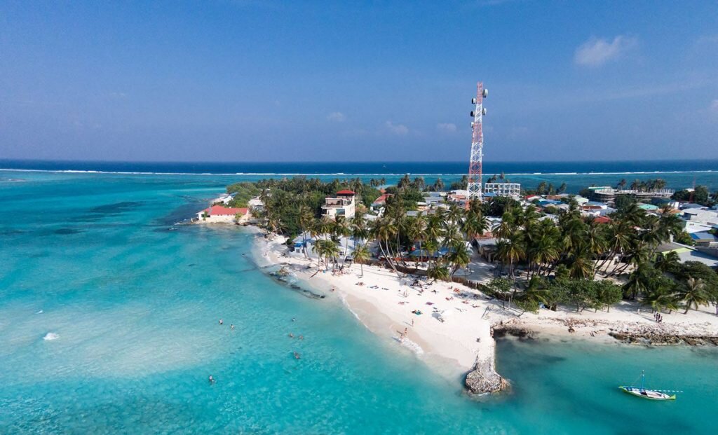 Aquzz Inn Maafushi 3* (Мальдивы/Каафу ...