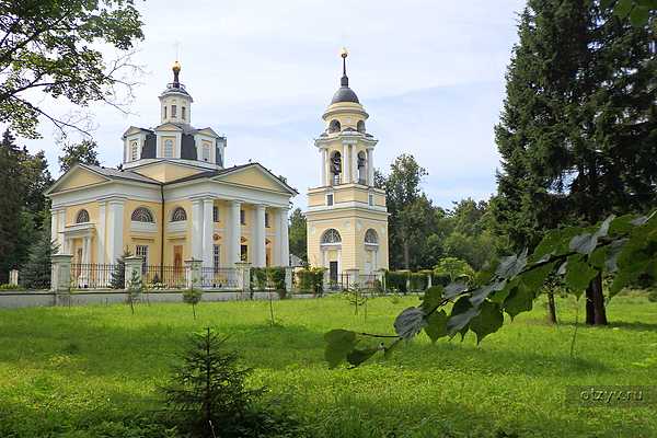 Обои осень, листья, облака, церковь, Храм, религия, монастырь ...