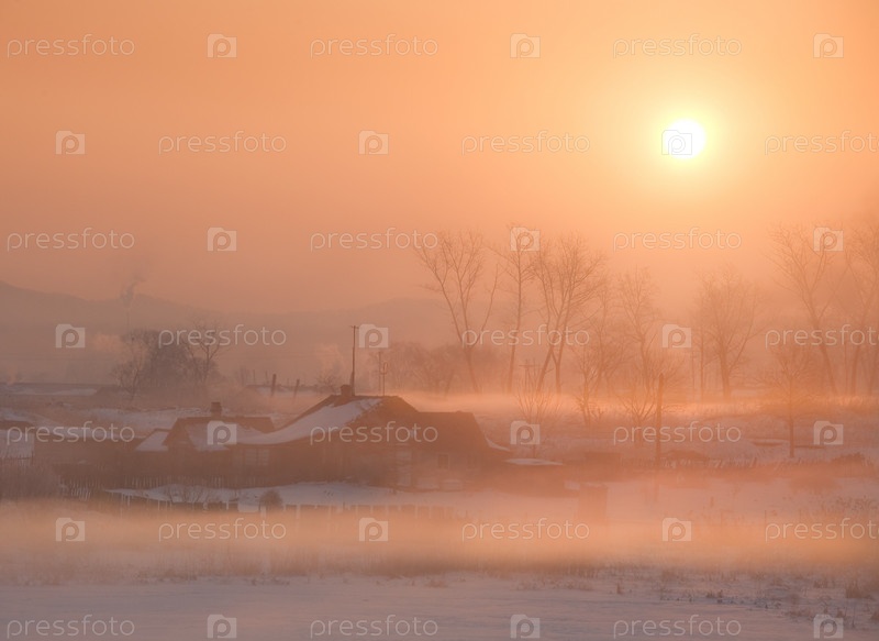 Утро. Туман. Деревня Монов (Тайланд). Фотограф Roman Guro