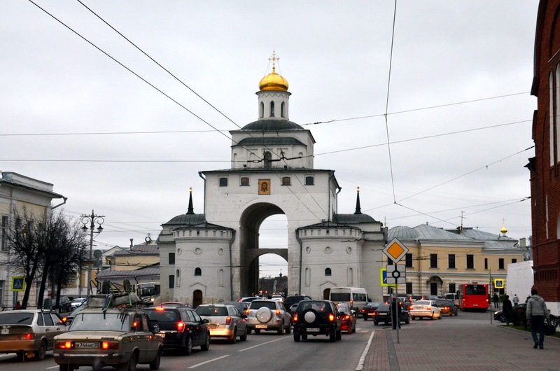 Той осенью на Пресне, Владимир ...