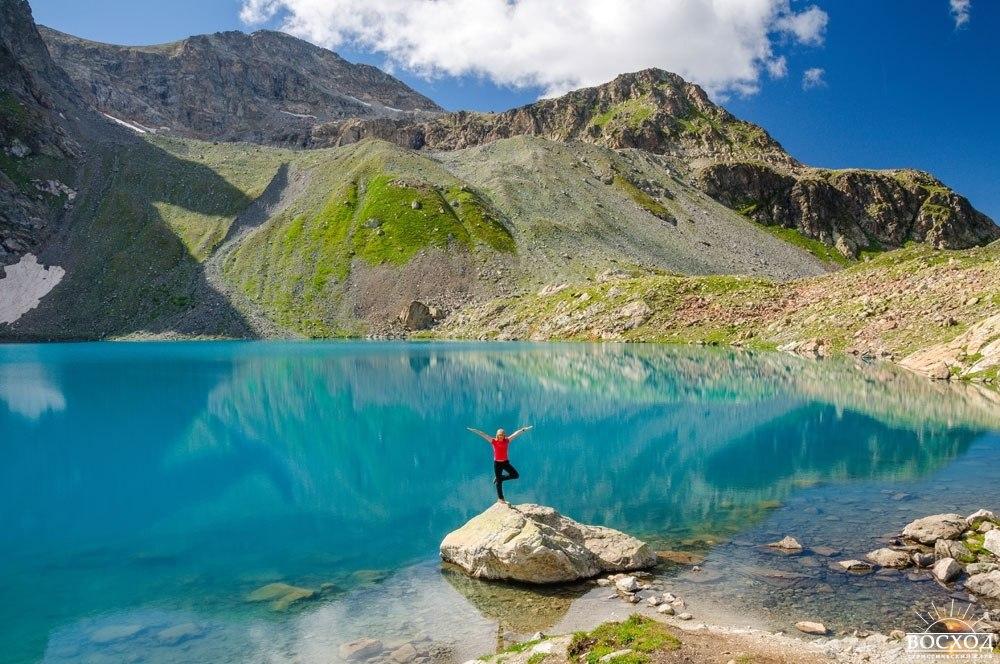 Туристы на Лунной поляне курорта Архыз обеспечены быстрым ...